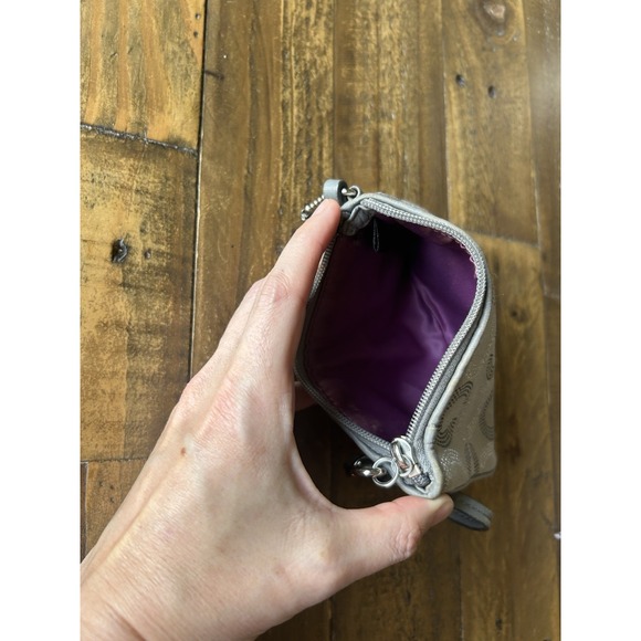 Coach Gray Signature C Wristlet Wallet Silver Monogram Zip Pouch - Picture 5 of 7